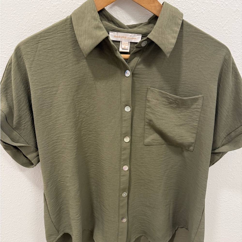 Monteau Olive Button-Front Short Sleeve Shirt